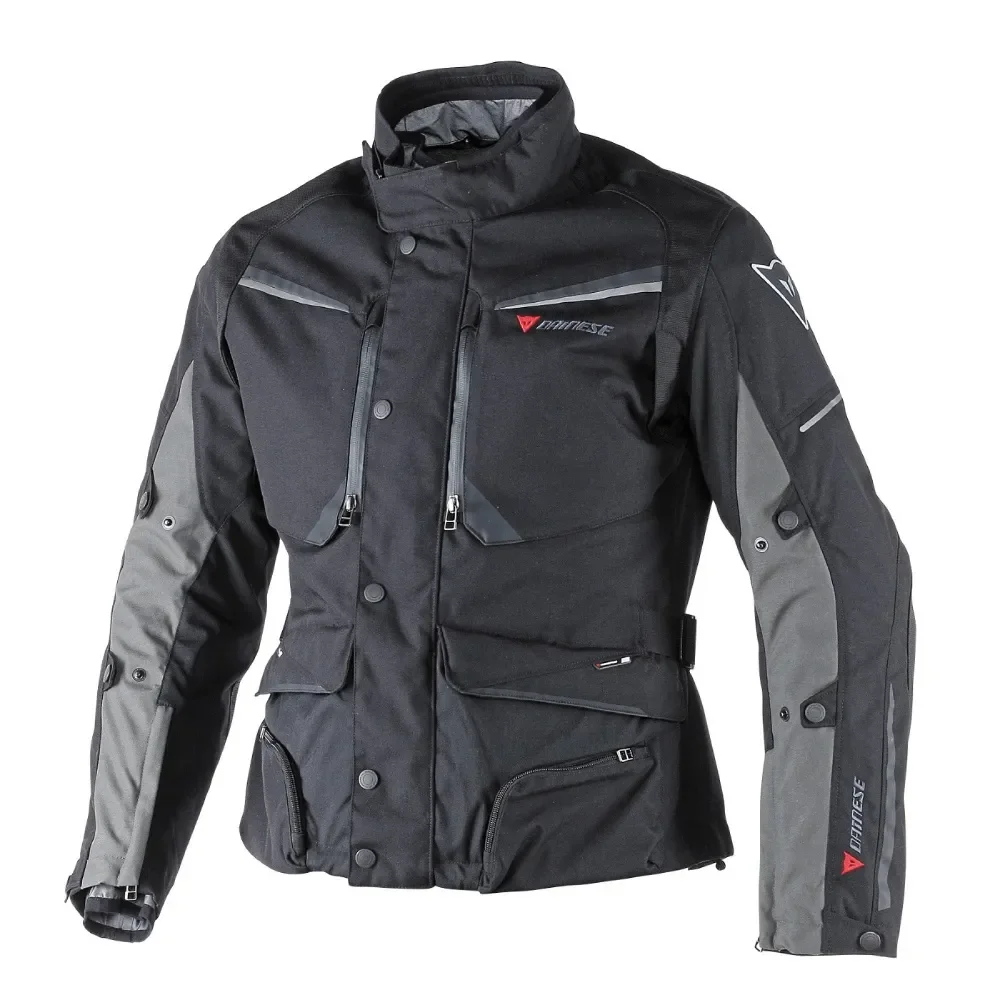 מעיל חורף SANDSTORM GORE TEX מבית DAINESE
