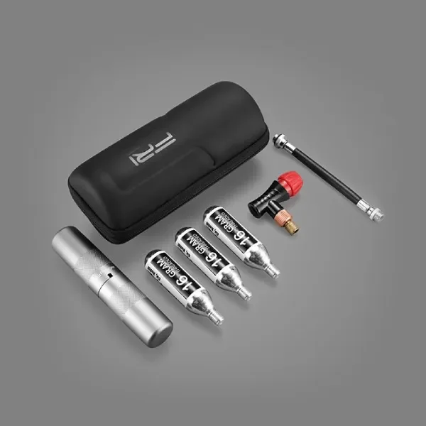 ערכה לתיקון תקרים וניפוח ESSENTIAL PACK